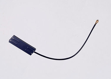 Μαύρη εσωτερική PCB κεραιών κεραία GSM 3G 4G της 3M συγκολλητική σύνθετη αντίσταση 50 ΩΜ
